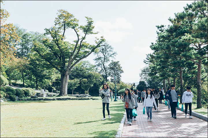 9E_1539691106_A79I6523.jpg