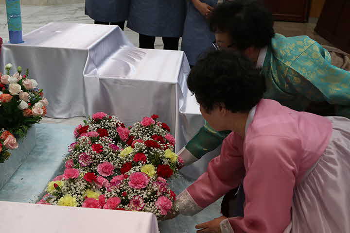 1G_1557022989_h16.jpg