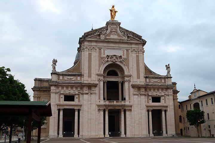 5U_1560592253_1.jpg