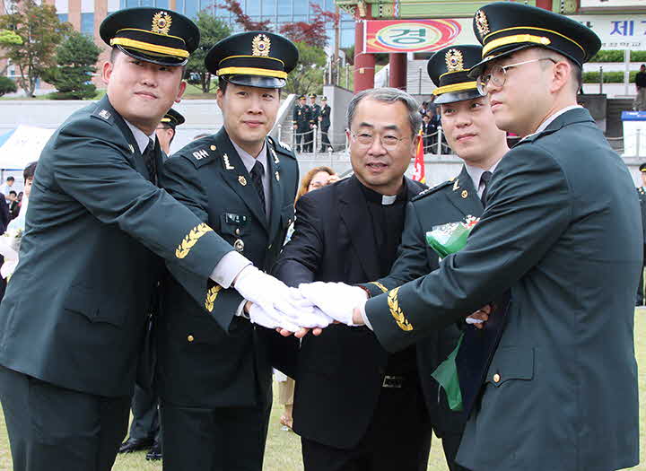1Q_1561981919_PP.jpg