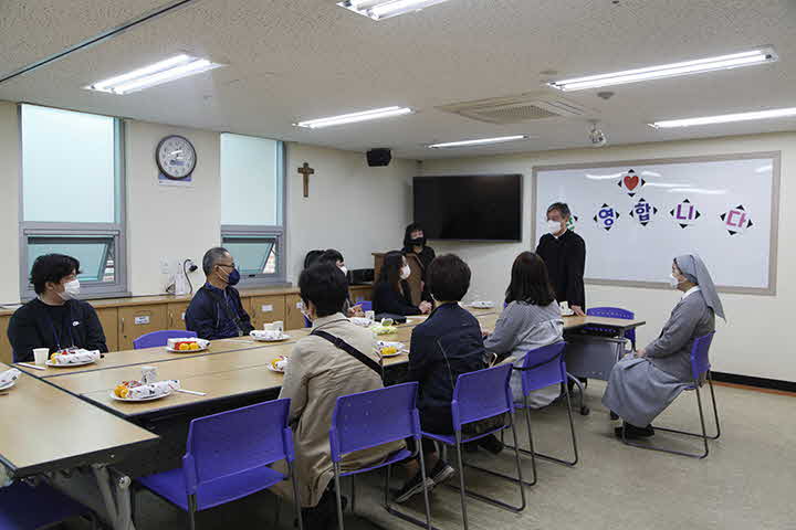3I_1665895176_9.jpg