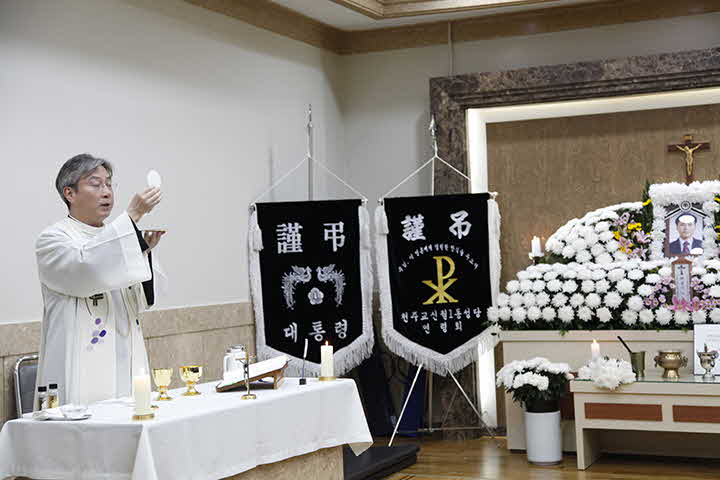 9Y_1697181705_K.jpg